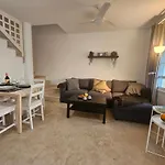 Apartment Cozy With Terrace And Access To Swimming Pool *