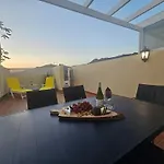 Cozy With Terrace And Access To Swimming Pool *